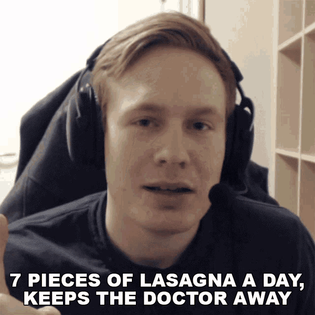 7pieces Of Lasagna A Day Keeps The Doctor Away Clg Broxah GIF - 7pieces Of Lasagna A Day Keeps The Doctor Away Clg Broxah Counter Logic Gaming GIFs