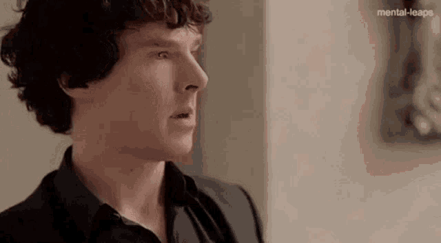 Sherlock Dr John Watson GIF - Sherlock Dr John Watson Serious GIFs