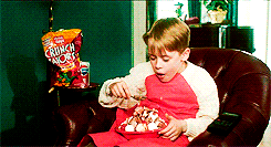 Me This Break GIF - Holiday Classics Home Alone Eating GIFs