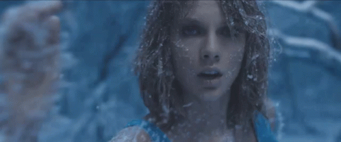 Taylor Swift Cold GIF - Taylor Swift Cold Frozen GIFs