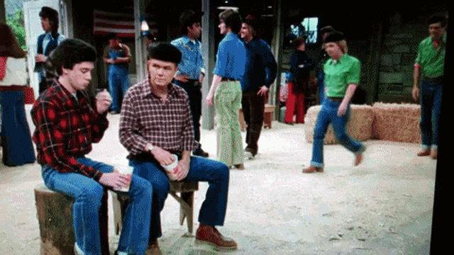 That70s Show Hey Just Remember Guys GIF - That70s Show Hey Just Remember Guys Its How You Play GIFs