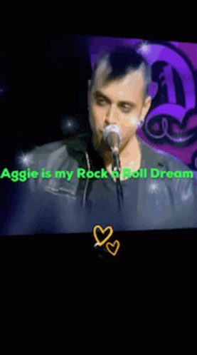 Aggie Rock And Roll GIF - Aggie Rock And Roll Singing GIFs