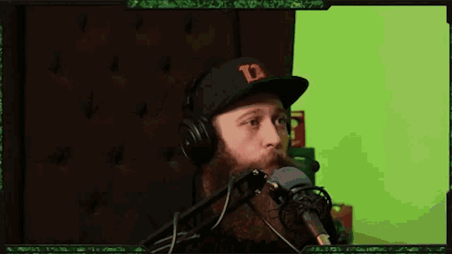Capt Capt Dirtybeard GIF - Capt Capt Dirtybeard What Just Happened GIFs