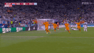 a soccer game is being played between the netherlands and arg