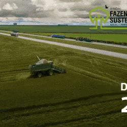 an aerial view of a tractor in a field with the words fazenda sus on the bottom