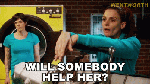 Will Somebody Help Her Bea Smith GIF - Will Somebody Help Her Bea Smith Maxine Conway GIFs