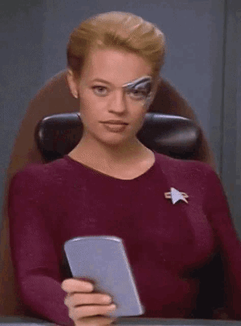 Jeri Ryan Wink GIF