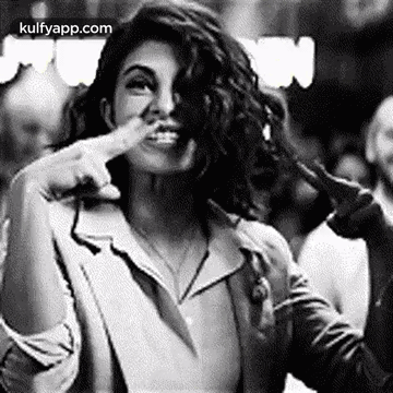 Jacqueline Fernandez.Gif GIF - Jacqueline Fernandez A Gentleman Alina GIFs