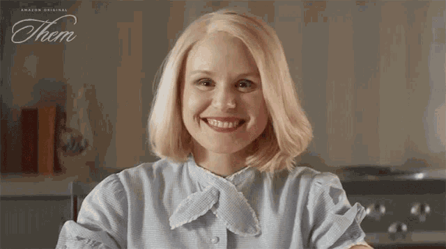 Giggle Betty Wendell GIF - Giggle Betty Wendell Them GIFs