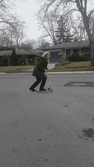 Spring Is Here Excited GIF - Spring Is Here Excited Winter Is Over GIFs