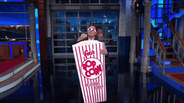 Popcorn Stephen Colbert GIF - Popcorn Stephen Colbert Eating GIFs
