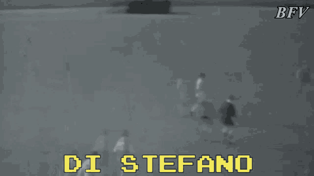 Alfredo Di Stefano Blonde Arrow GIF - Alfredo Di Stefano Di Stefano Blonde Arrow GIFs