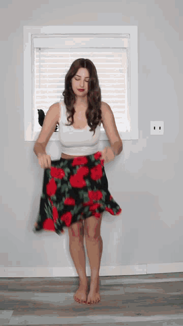 Shorts Skirt GIF - Shorts Skirt Floral GIFs