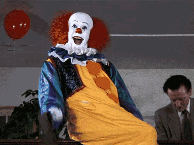 Pennywise Scary GIF - Pennywise Scary GIFs