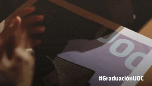 Gradacuación Uoc GIF - Gradacuación Uoc Graduación Uoc GIFs