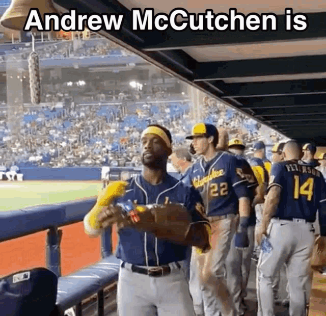 Andrew Mc Cutchen GIF - Andrew Mc Cutchen Milwaukee GIFs