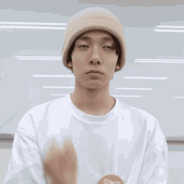 Heeseung Heeseung Confused GIF - Heeseung Heeseung Confused Drunkszn GIFs