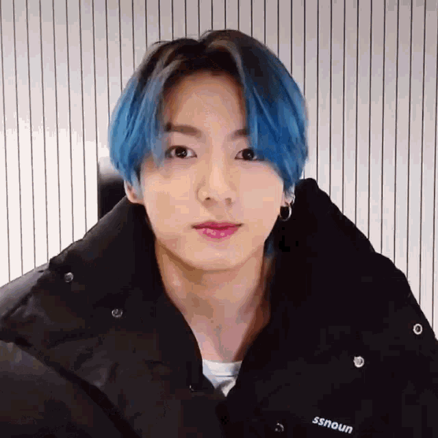 Jungkook Jungkook Blueberry GIF - Jungkook Jungkook Blueberry Jungkook Blue Hair GIFs