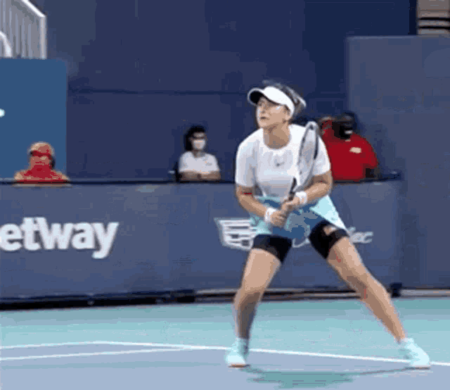 Bianca Andreescu Pirouette GIF - Bianca Andreescu Pirouette Tennis GIFs