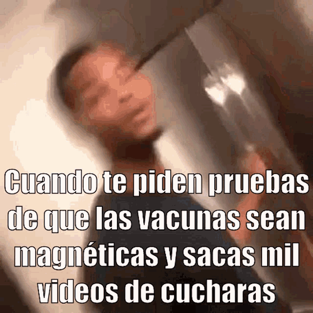 Cucharas Magneticas GIF