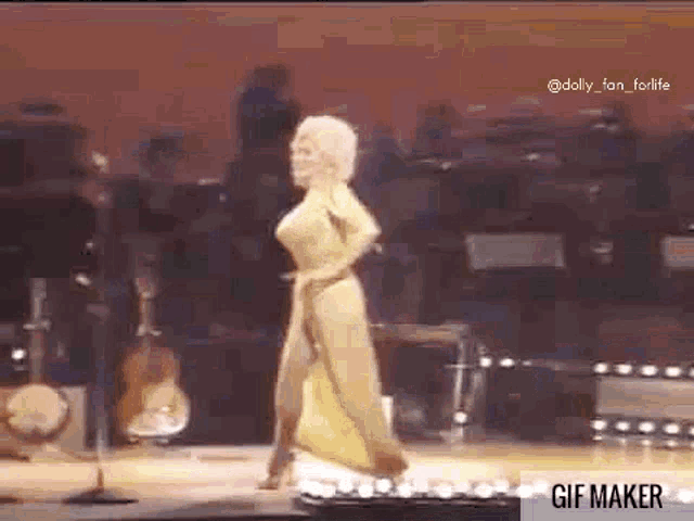 Dolly Parton Dancing GIF - Dolly Parton Dancing Performing GIFs