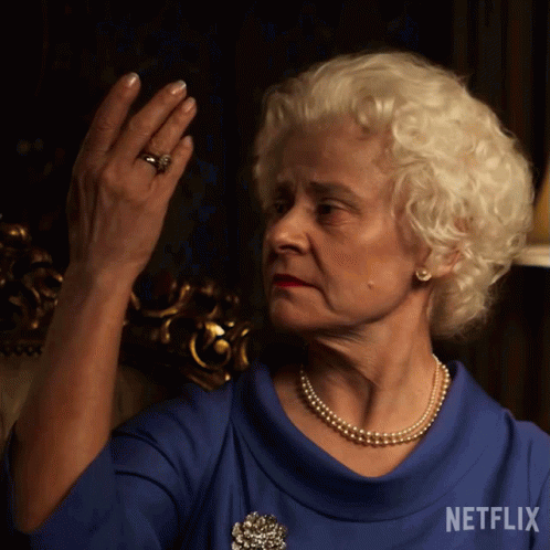 Hello Queen Elizabeth2 GIF - Hello Queen Elizabeth2 Death To2020 GIFs