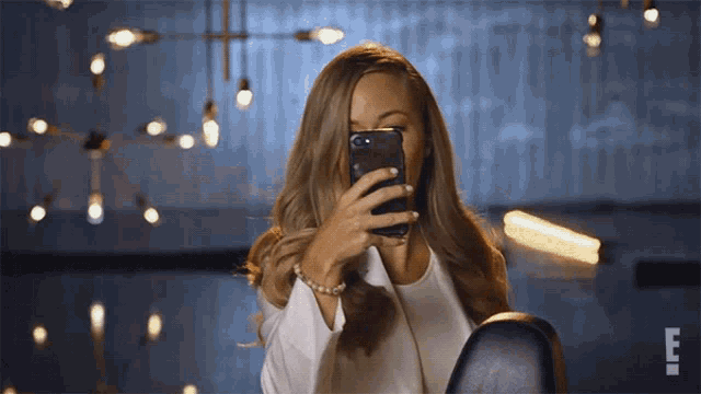 Ill Take A Picture Of You For Real The Story Of Reality Tv GIF - Ill Take A Picture Of You For Real The Story Of Reality Tv The Girls Next Door GIFs