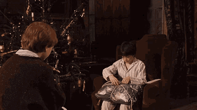 Open Gift Present GIF - Open Gift Present Invisible Cloak GIFs
