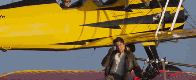 Tom Cruise Ethan Hunt GIF - Tom Cruise Ethan Hunt Mission Impossible GIFs