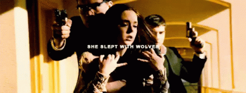 She Slept With Wolves Kate Fuller GIF - She Slept With Wolves Kate Fuller From Dusk Till Dawn GIFs