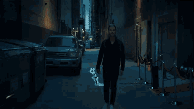 Walking Looking Off To Side GIF - Walking Looking Off To Side What Is That GIFs