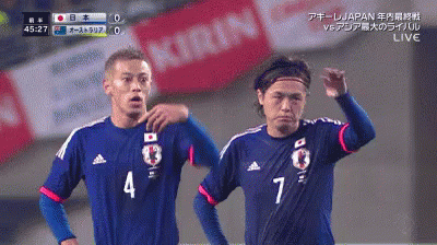 行け行け　あっち　日本代表 サッカー　fifa GIF - Go Soccer Samurai Blue GIFs