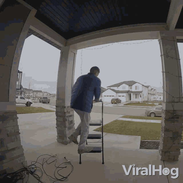 Falling Down Viralhog GIF - Falling Down Viralhog Flip GIFs
