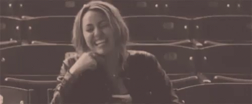 Miley Cyrus Laugh GIF - Miley Cyrus Laugh Laughing GIFs