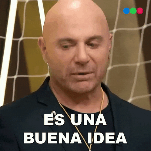 a bald man says es una buena idea