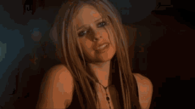 Avril Avril Lavigne GIF - Avril Avril Lavigne My Happy Ending GIFs