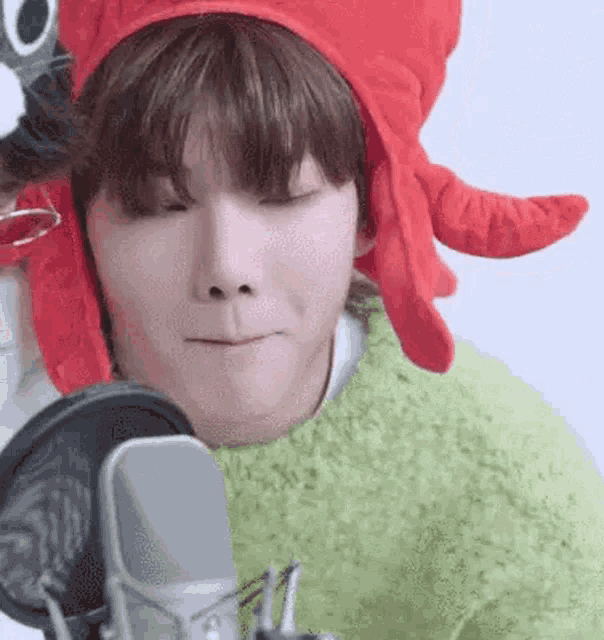 Teume Treasure GIF