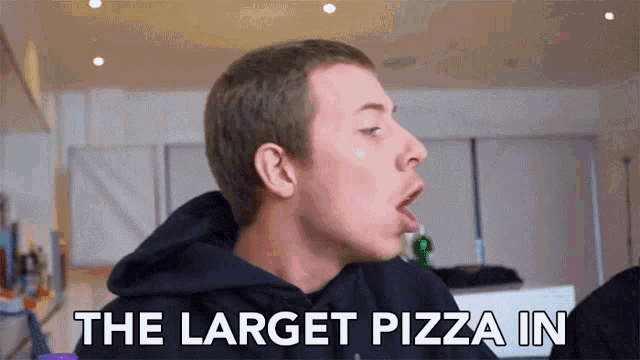 The Largest Pizza In United Kingdom Crave GIF - The Largest Pizza In United Kingdom Largest Pizza Crave GIFs