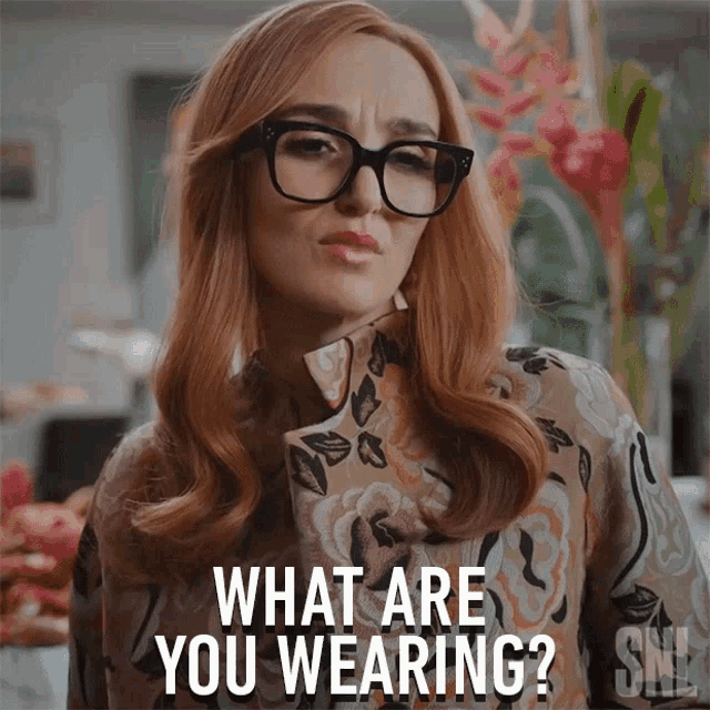 What Are You Wearing Chloe Fineman GIF - What Are You Wearing Chloe Fineman Saturday Night Live GIFs