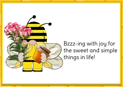Bumble Bee Gnome GIF - Bumble Bee Gnome Animated Card GIFs