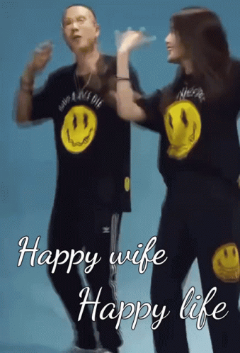 Happy Wife GIF - Happy Wife Happylife GIFs