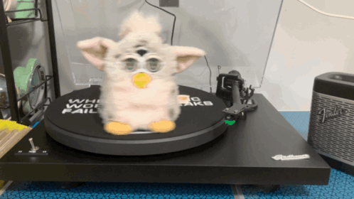 Furby Turntables GIF - Furby Turntables Spin GIFs