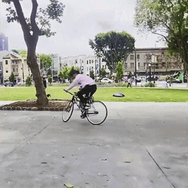 Bike Stunt Fail Failarmy GIF - Bike Stunt Fail Failarmy Stunt Fail GIFs