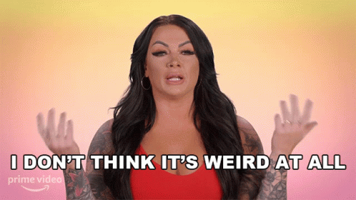 I Dont Think Its Weird At All Cuppie Bragg GIF - I Dont Think Its Weird At All Cuppie Bragg Tampa Baes GIFs