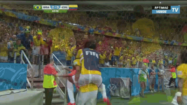 David Luiz Brasil X Colombia GIF - David Luiz Brasil X Colombia David Luiz Brasil GIFs