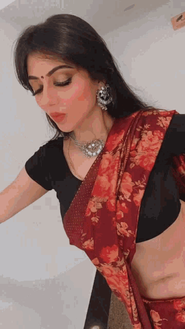 Saree Dance GIF