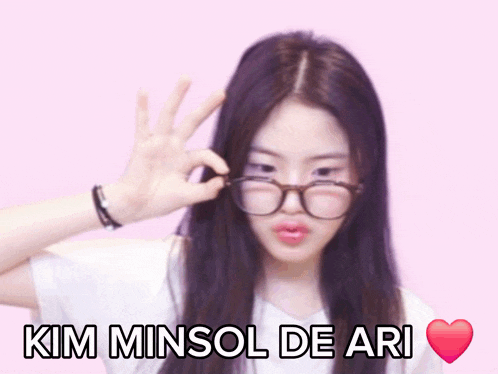 kim minsol de ari is written on a pink background