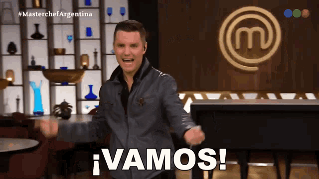 Vamos Santiago Del Moro GIF