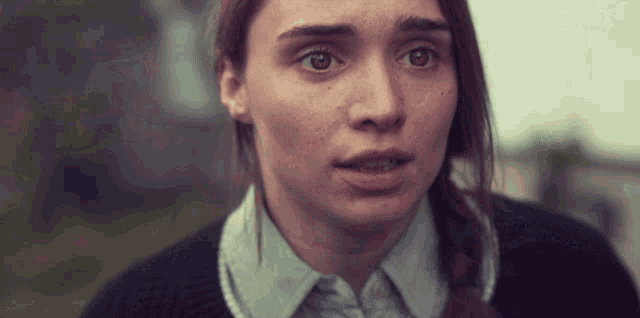 Scared Wiktoria Filus GIF - Scared Wiktoria Filus Young Laura GIFs