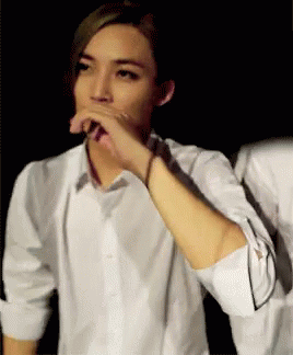 Junghan Pointingfingers GIF - Junghan Pointingfingers Lipbite GIFs